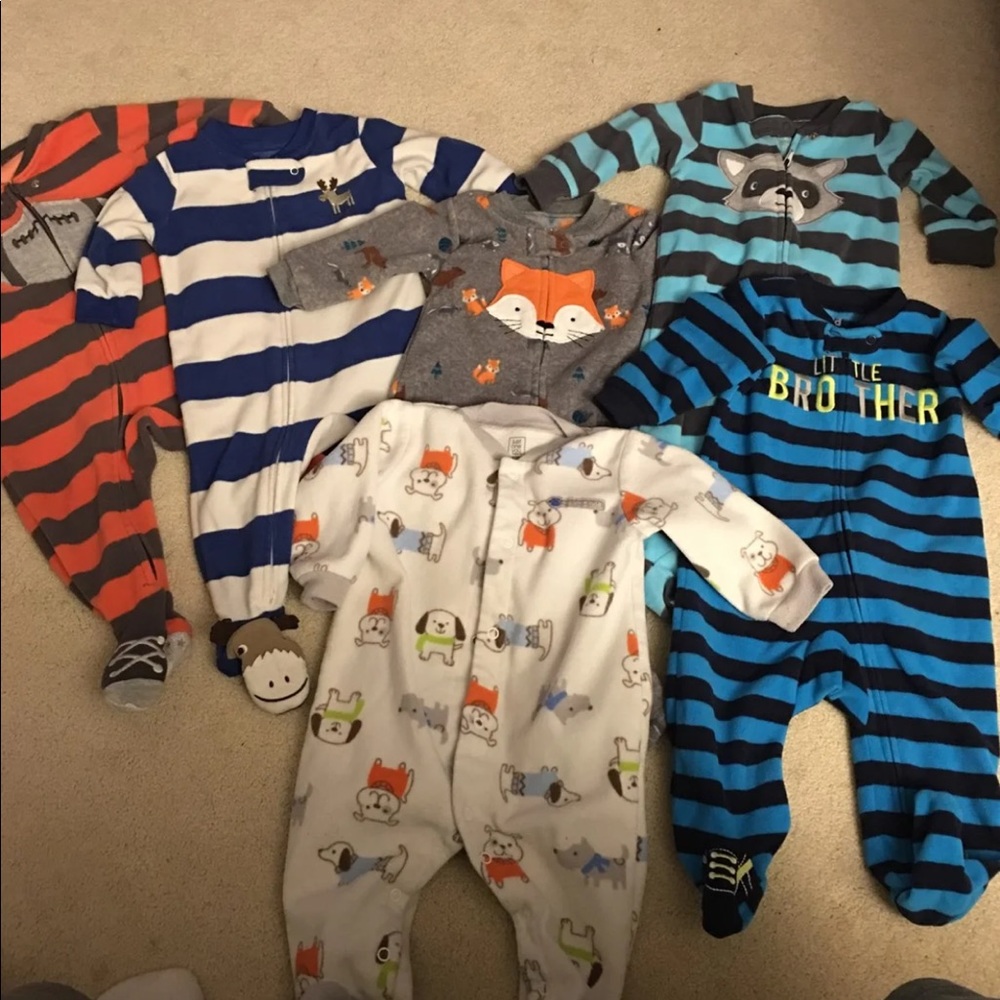 3 Carter’s Fleece Footie sleepers 3-6 months